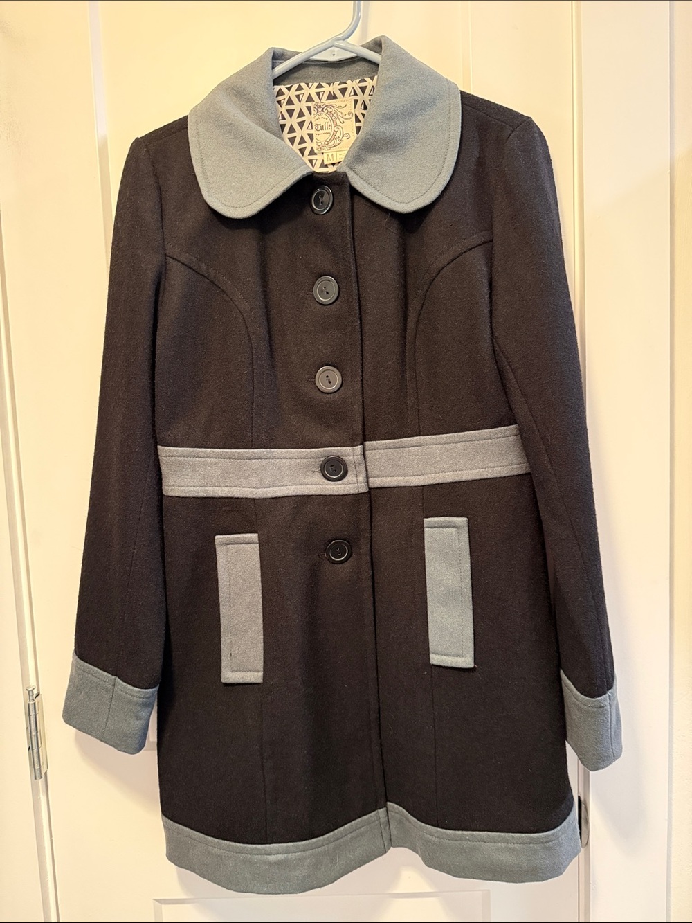 Tulle Women's Black Pea Coat with Light Gray Trim size M